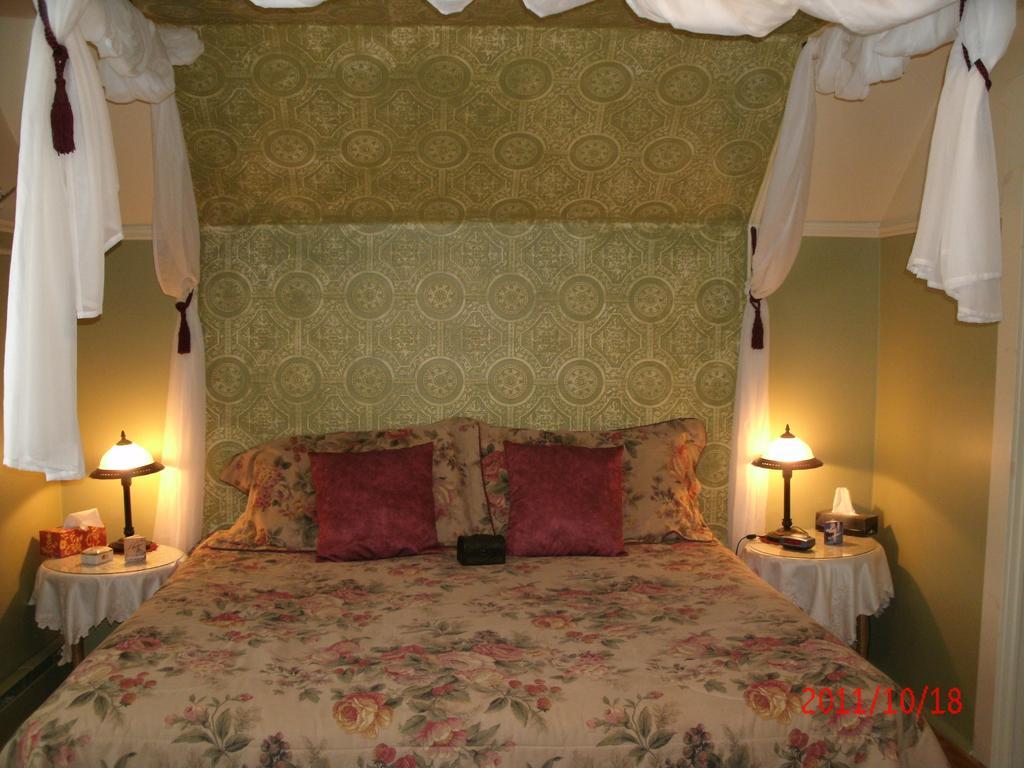 Ici Et Maintenant Bed & Breakfast Magog ห้อง รูปภาพ